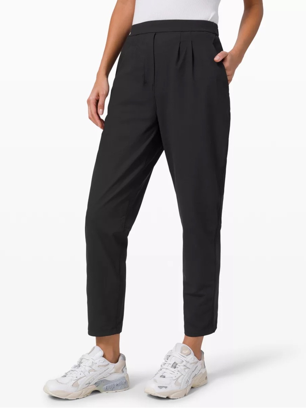 Lululemon Essential High-Rise Trouser